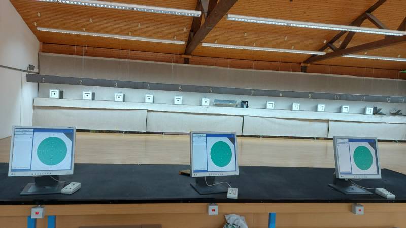 lp_lg_2.jpg lp_lg_2.jpg